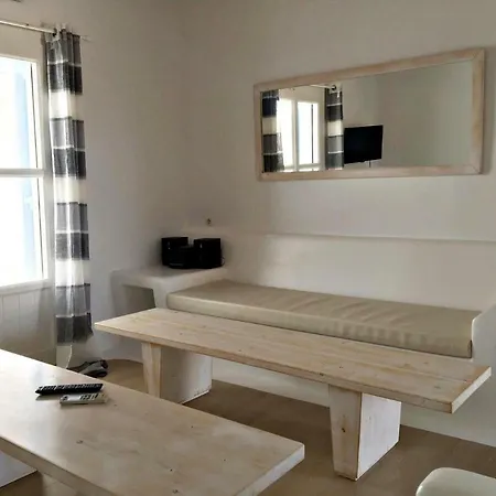 Afroditi Villas By Myconian White